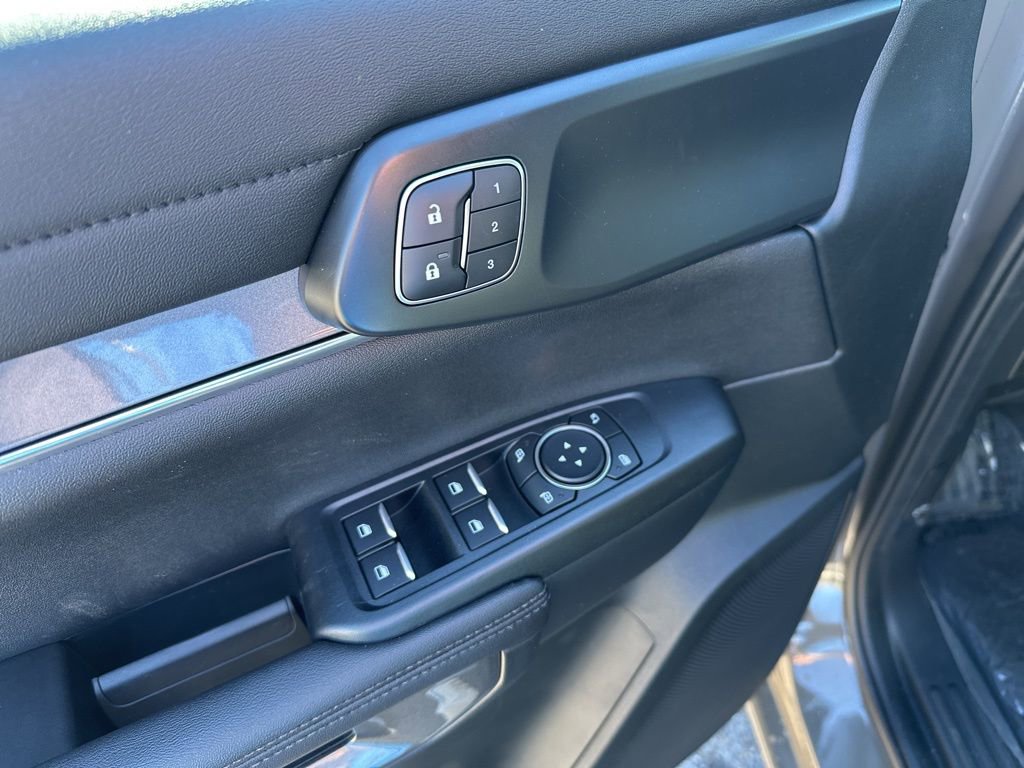 New 2025 Ford Ranger Lariat w/ FX4 Off-Road Package image 16