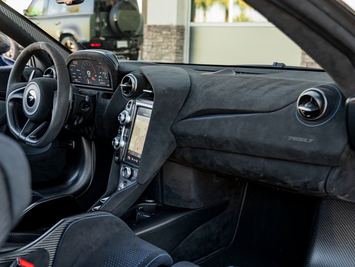 Used 2022 McLaren 765LT RWD image 25