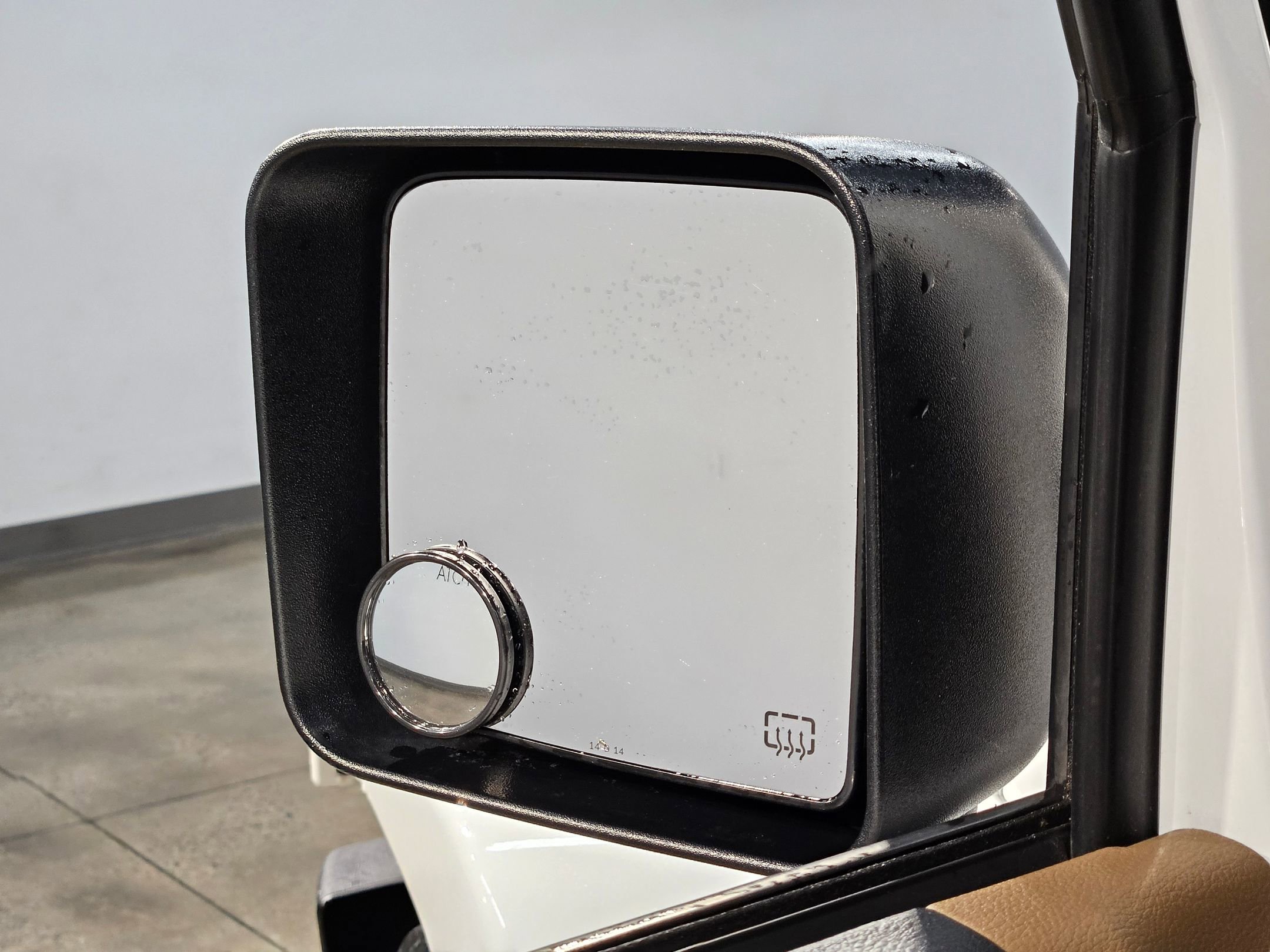 Used 2014 Jeep Wrangler Sahara w/ Connectivity Group AWD/4WD image 21