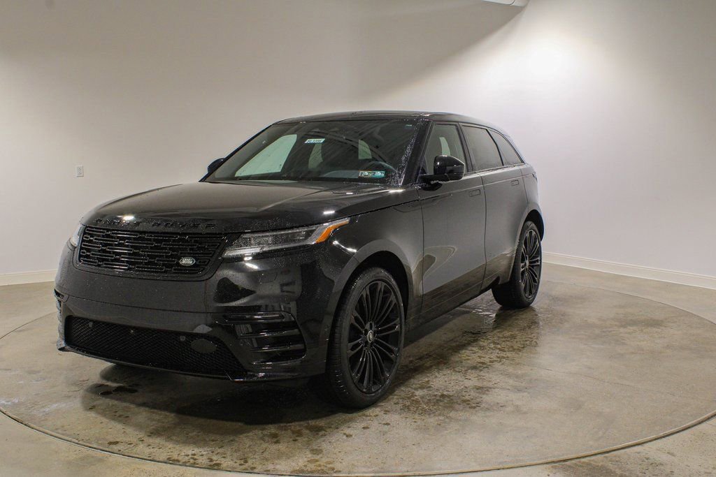 New 2026 Land Rover Range Rover Velar Dynamic SE image 1