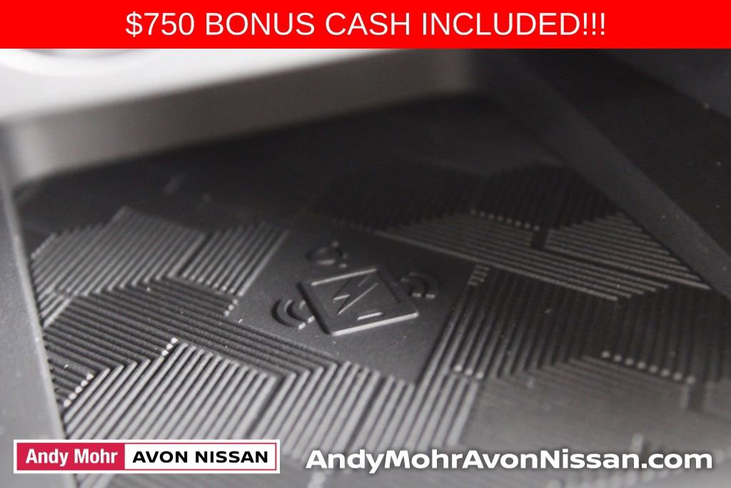 New 2025 Nissan Versa SV w/ Trunk Package image 24