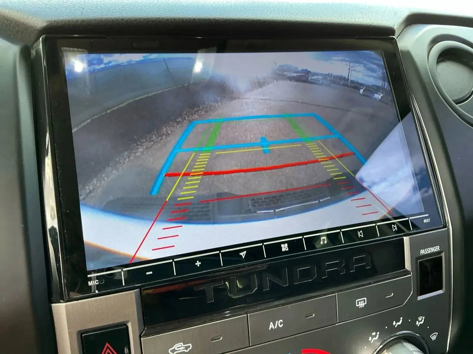 Used 2017 Toyota Tundra SR5 image 29