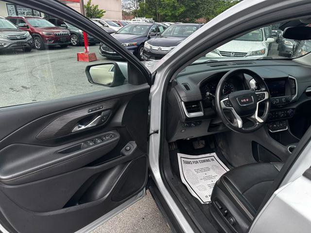 Used 2019 GMC Terrain SLT w/ Preferred Package image 11