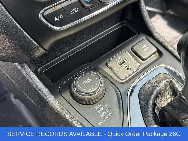 Used 2021 Jeep Cherokee Limited AWD/4WD image 7