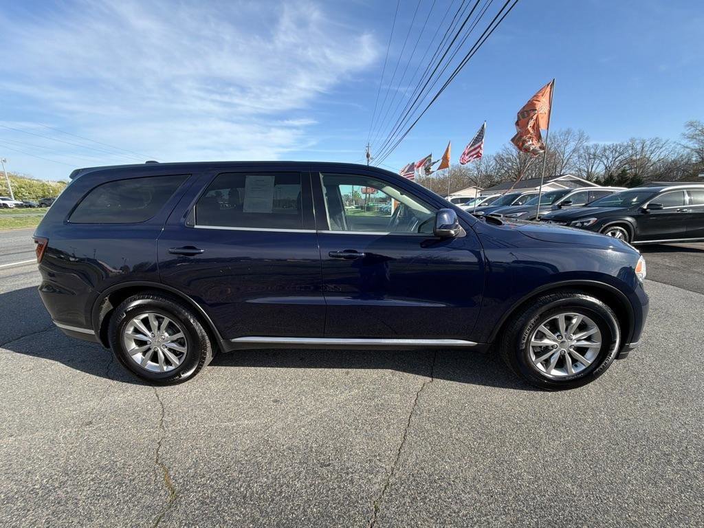 Used 2018 Dodge Durango SXT w/ 3rd Row Seating Group RWD image 12