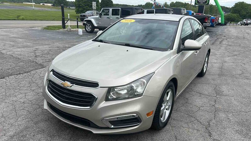 Used 2016 Chevrolet Cruze LT FWD image 4