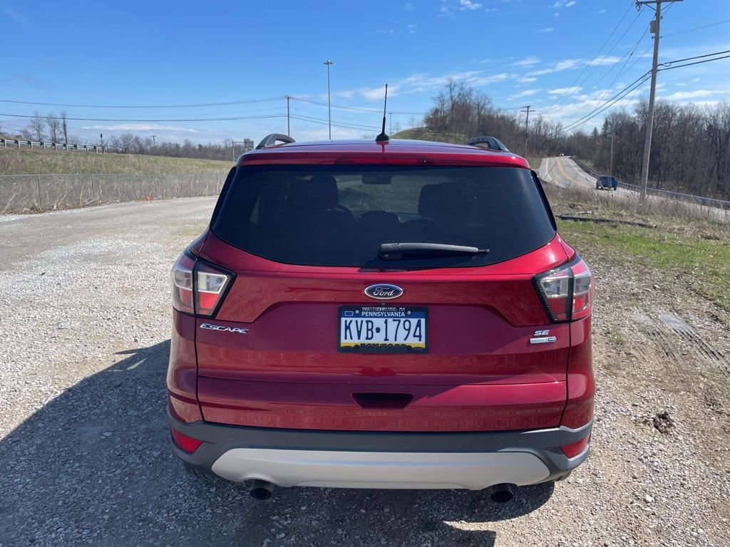 Used 2018 Ford Escape SE image 6