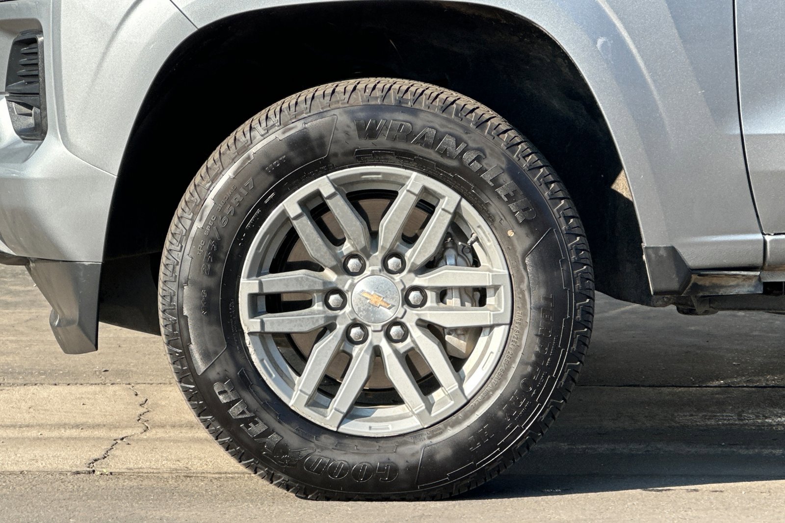 Certified 2024 Chevrolet Colorado LT w/ LT Convenience Package image 26