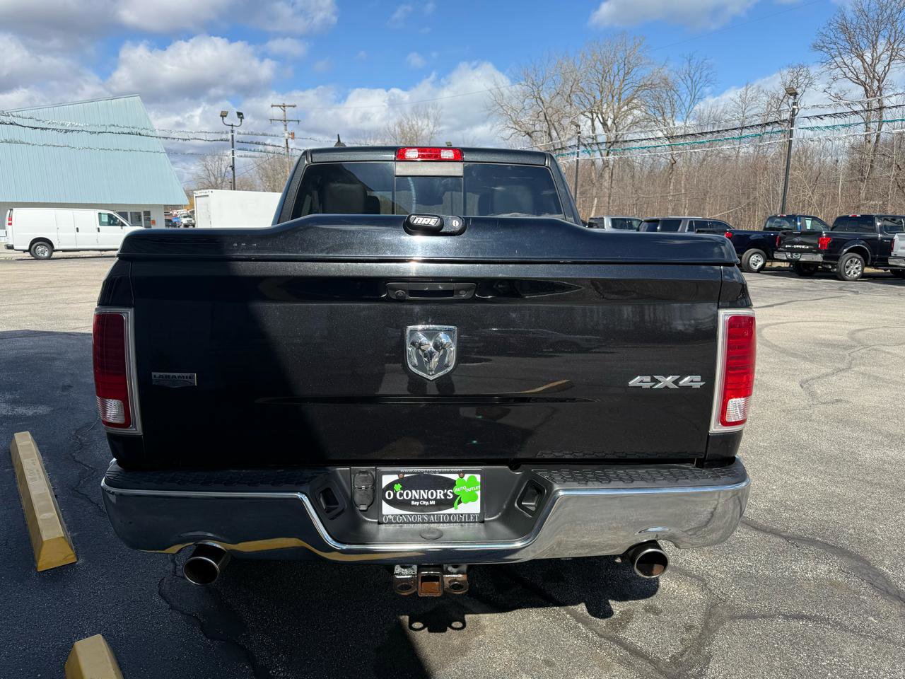 Used 2016 RAM 1500 Laramie w/ Convenience Group image 4