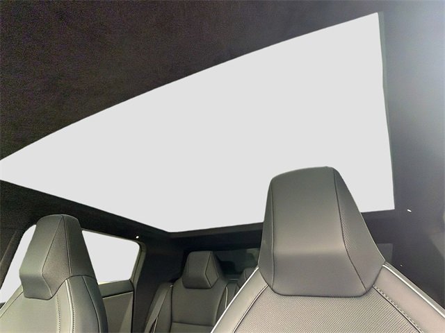 Used 2025 Tesla Cybertruck AWD Crew Cab image 27