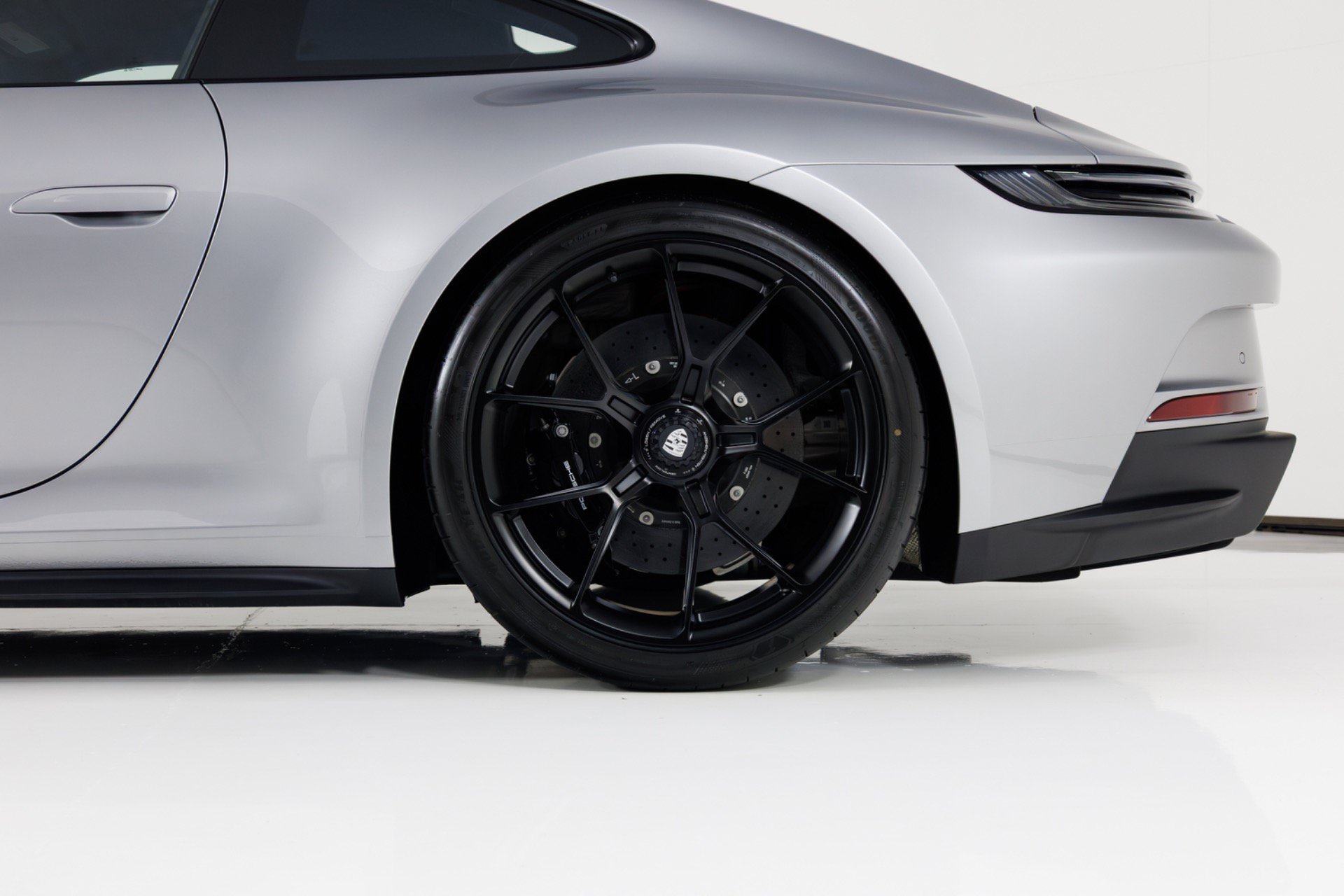 Used 2022 Porsche 911 GT3 RWD image 11