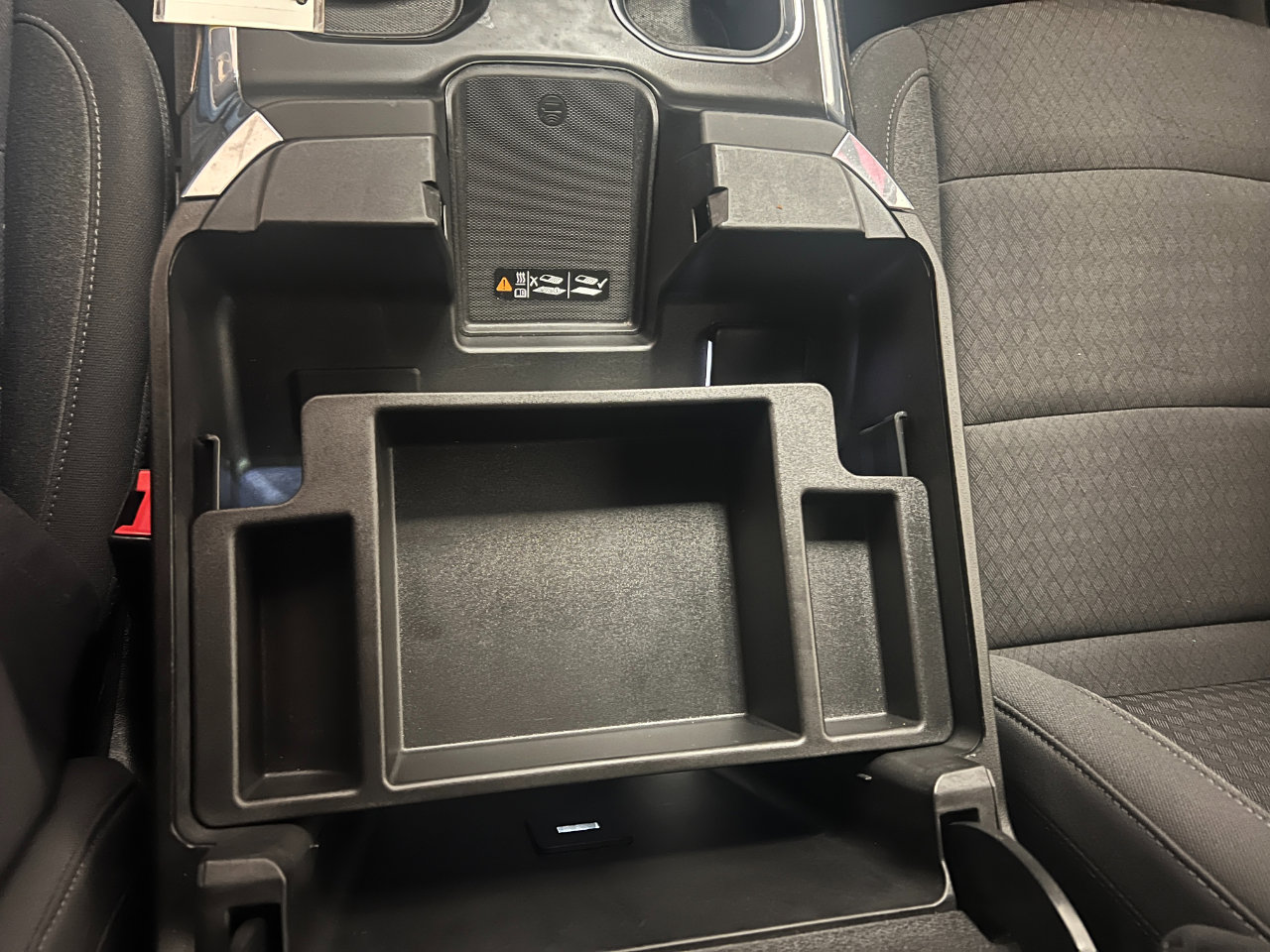 Used 2022 Chevrolet Silverado 1500 RST image 40