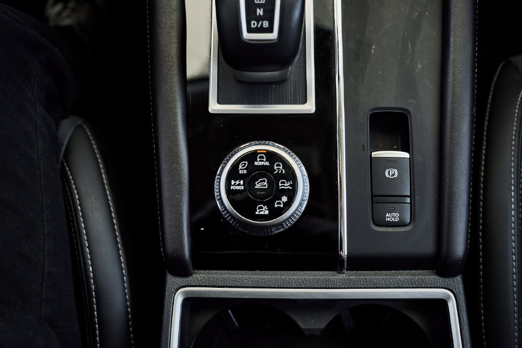 Used 2024 Mitsubishi Outlander SE AWD/4WD image 30