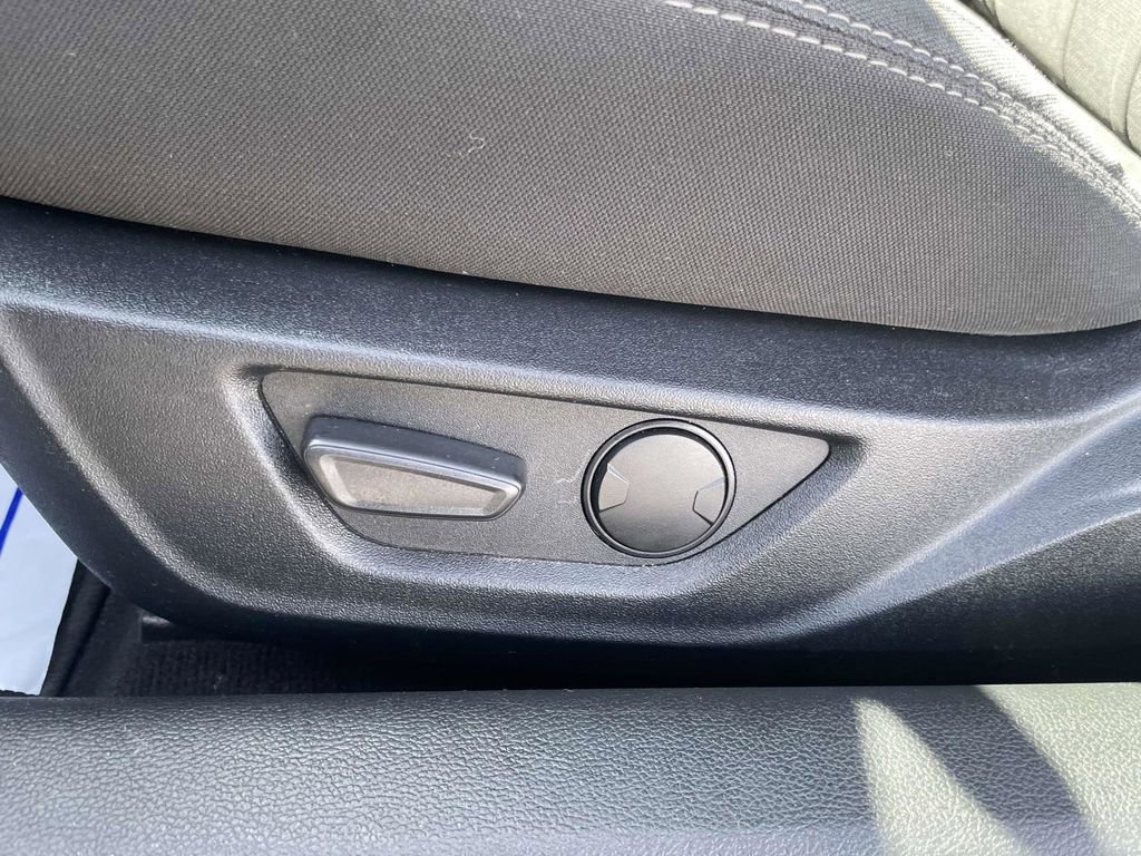 Used 2020 Ford Mustang EcoBoost w/ Equipment Group 101A image 23