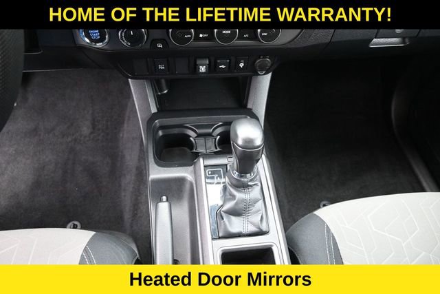 Used 2022 Toyota Tacoma TRD Sport AWD/4WD image 28