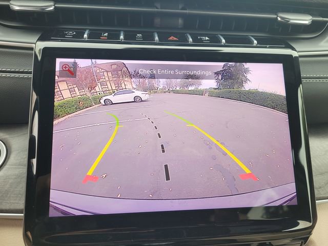 Used 2024 Jeep Grand Cherokee Limited image 20