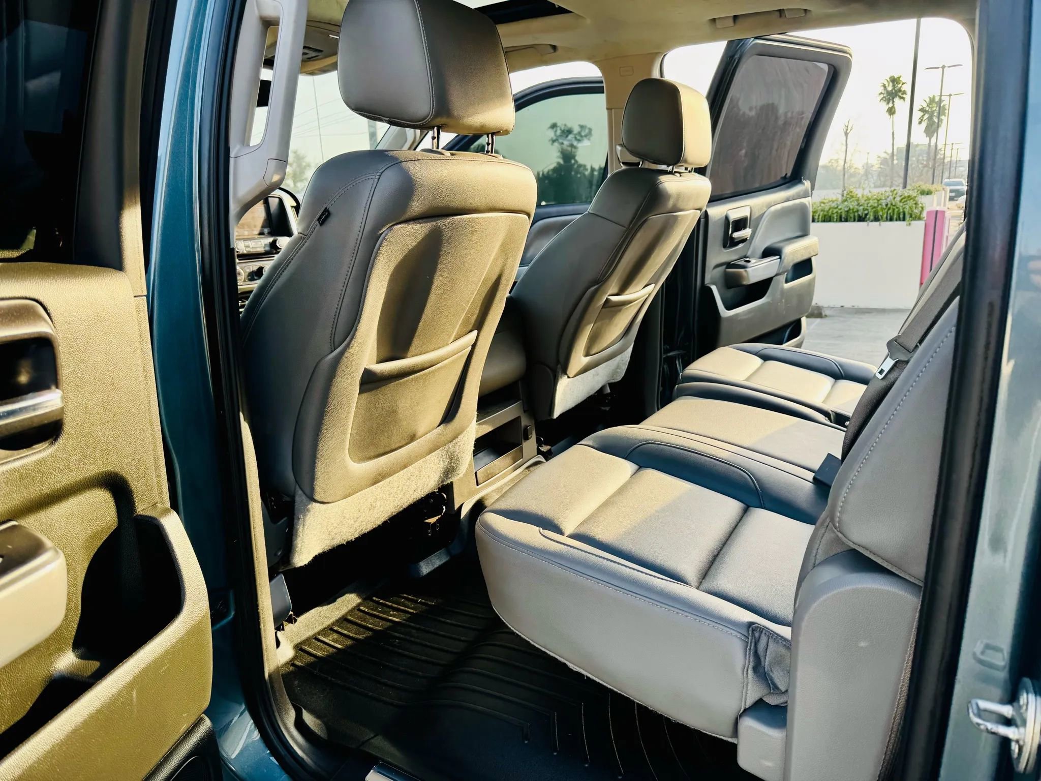 Used 2014 Chevrolet Silverado 1500 LTZ image 39