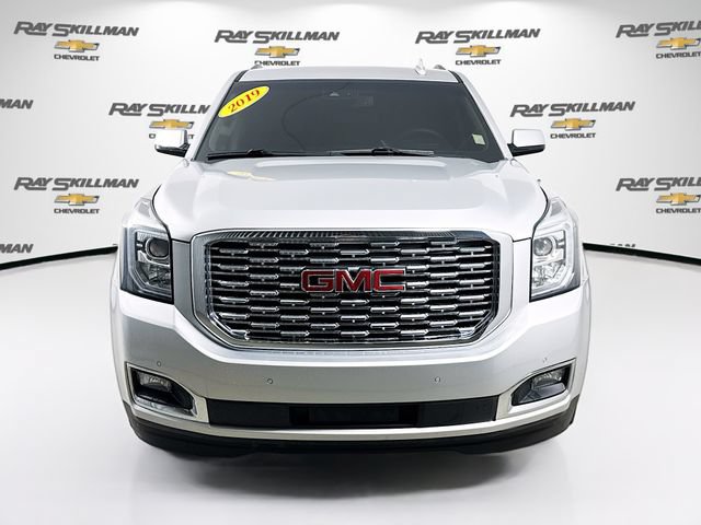 Used 2019 GMC Yukon XL Denali AWD/4WD image 2