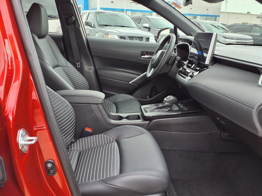 Used 2026 Toyota Corolla Cross AWD Hybrid w/ Convenience Package image 16
