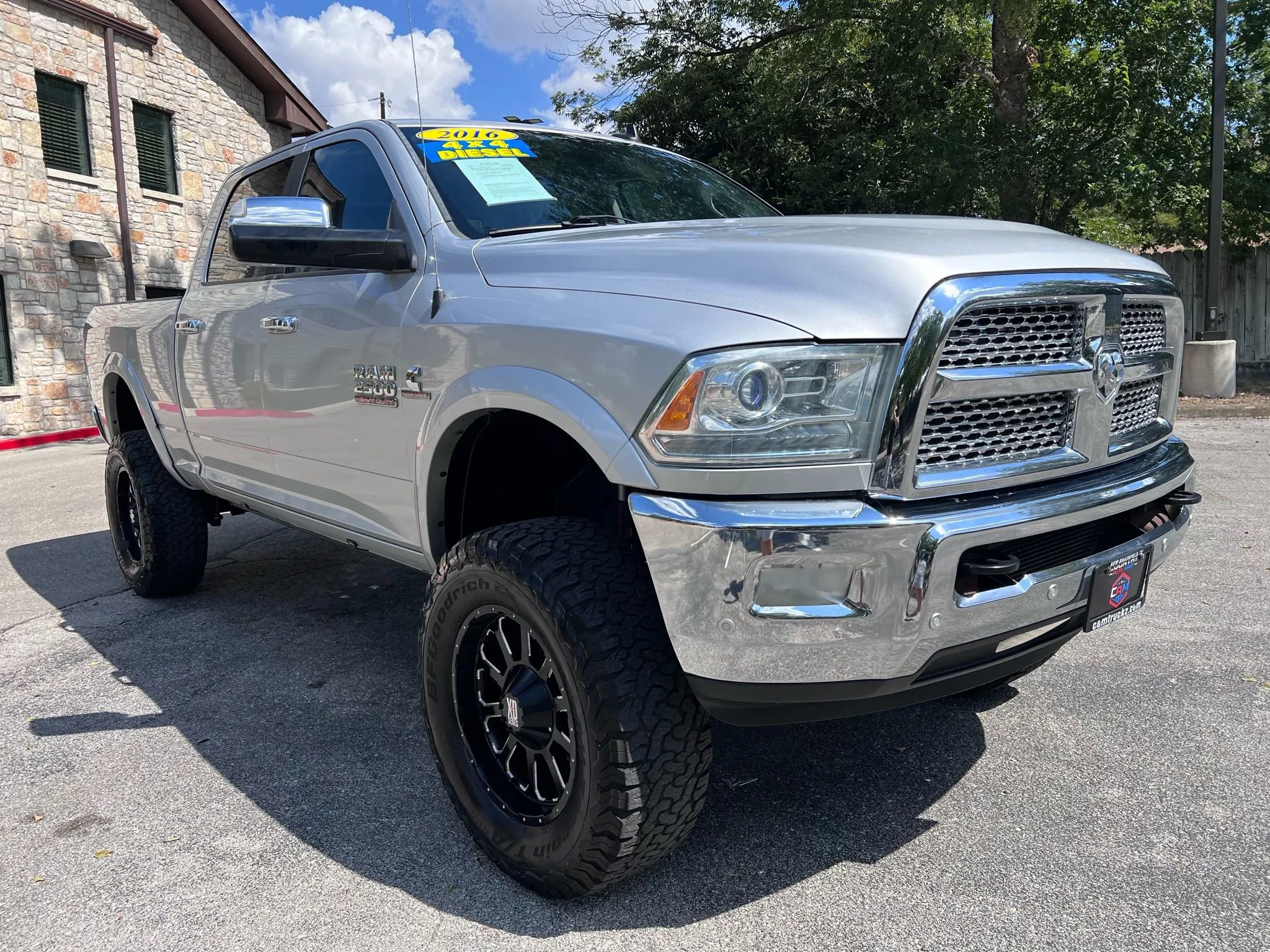 Used 2016 RAM 2500 Laramie image 3