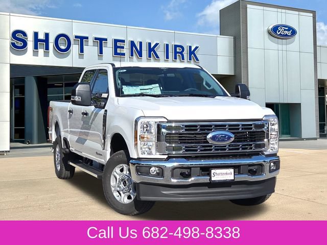 New 2026 Ford F250 XLT w/ FX4 Off-Road Package