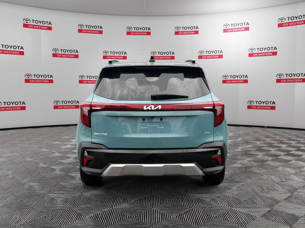 Used 2024 Kia Seltos S AWD/4WD image 6