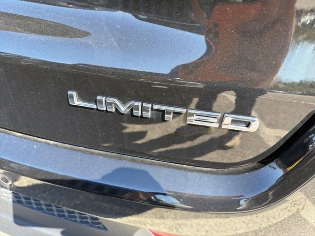 Used 2025 Jeep Compass Limited image 11