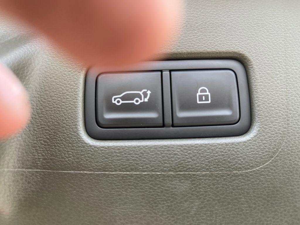 Used 2025 Hyundai Santa Fe Calligraphy AWD/4WD image 22