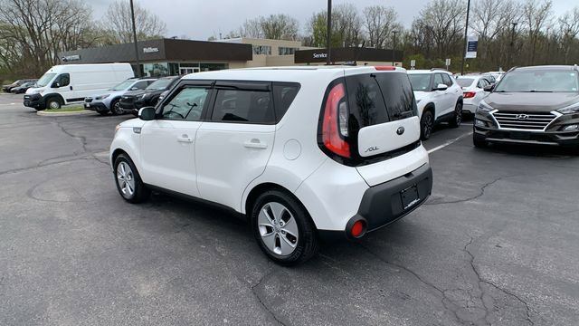 Used 2016 Kia Soul FWD image 3