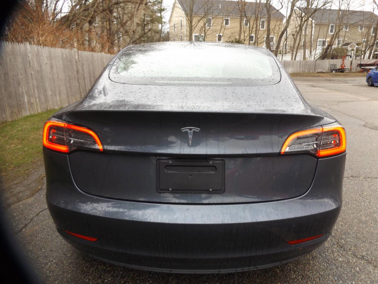 Used 2023 Tesla Model 3 Standard Range image 4