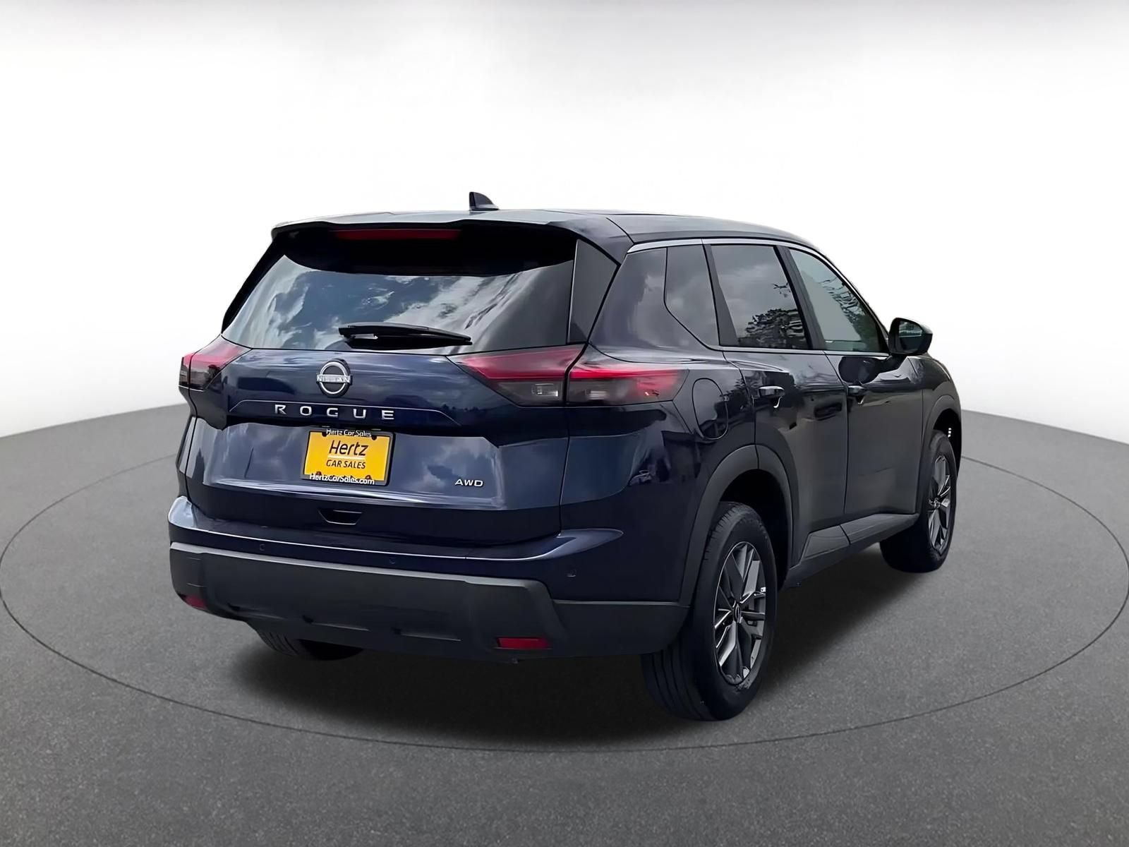Used 2026 Nissan Rogue SV AWD/4WD image 13