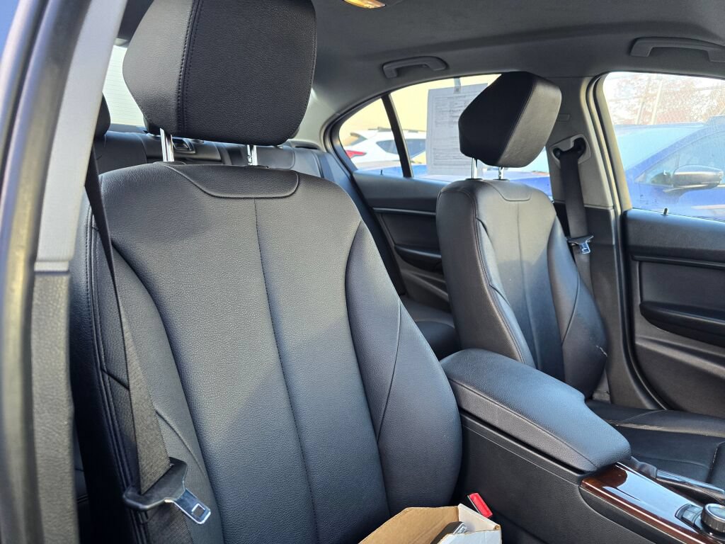 Used 2014 BMW 328i Sedan RWD image 8