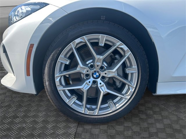 New 2025 BMW 330i xDrive Sedan w/ Convenience Package image 9