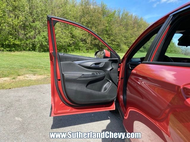 Used 2024 Buick Envista Preferred w/ Advanced Safety Package image 12