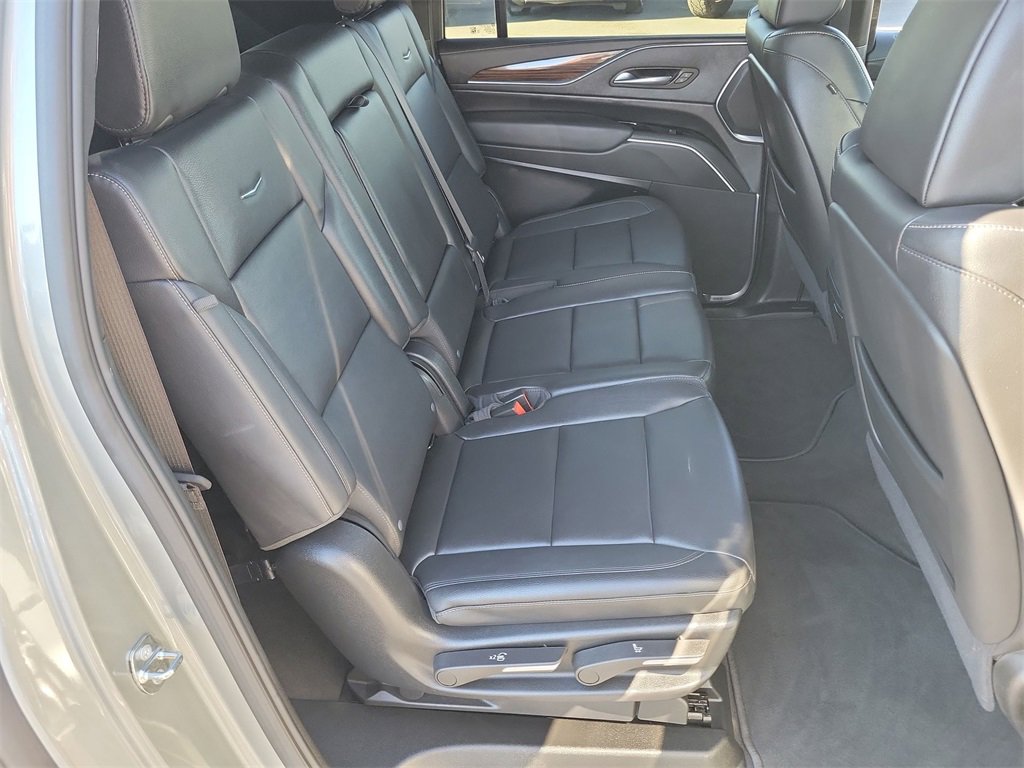 Certified 2024 Cadillac Escalade ESV Luxury image 26