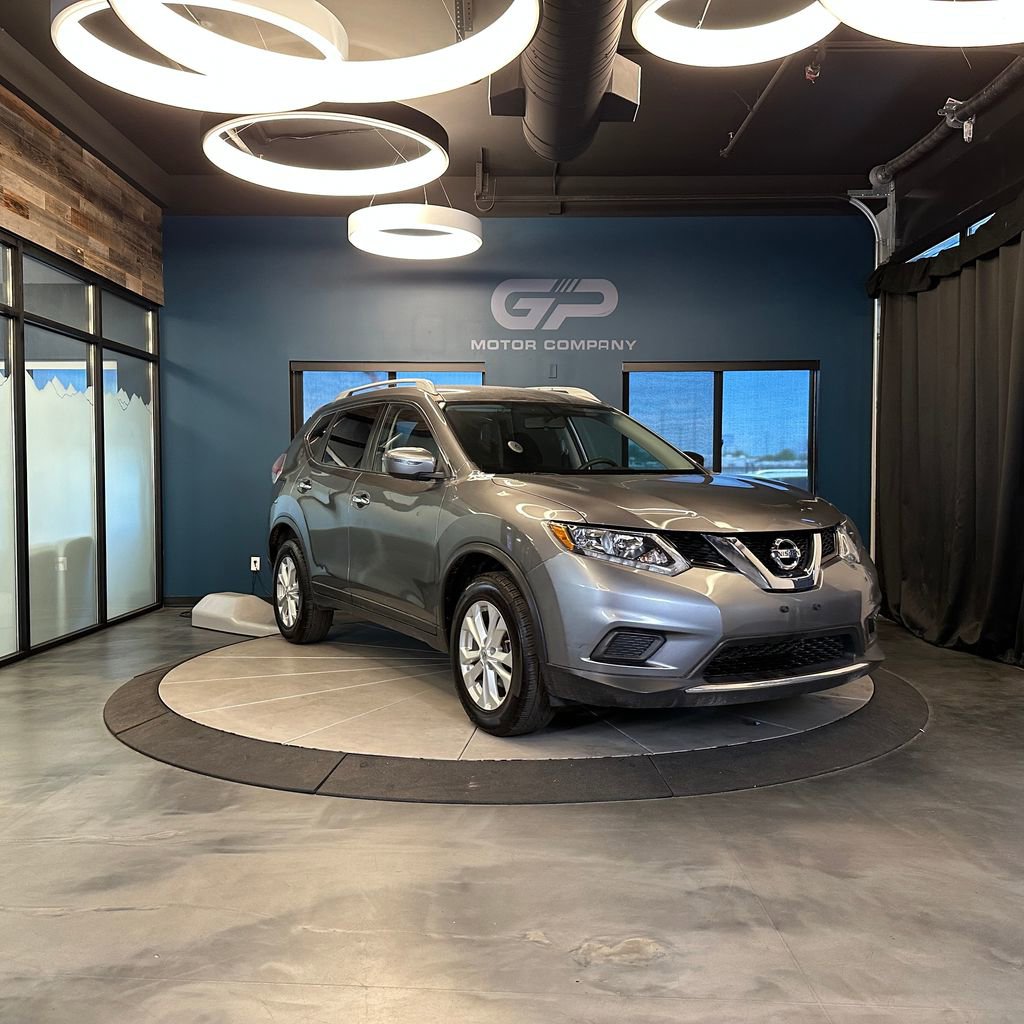 Used 2016 Nissan Rogue SV