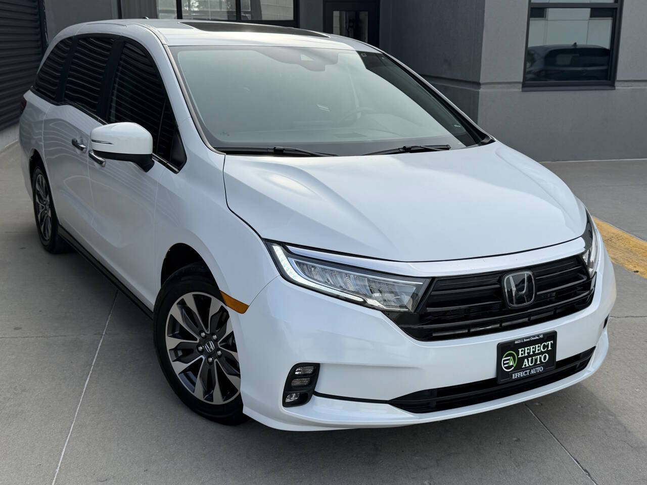 Used 2024 Honda Odyssey EX-L image 6
