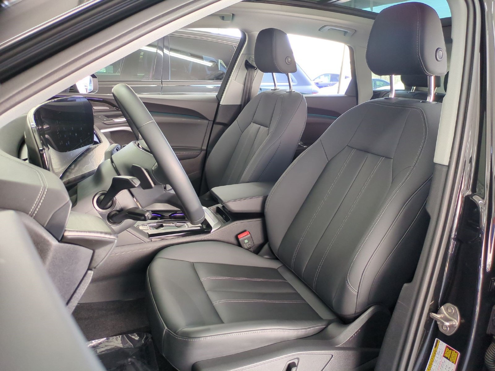 Used 2025 Audi Q5 Premium Plus AWD/4WD image 29
