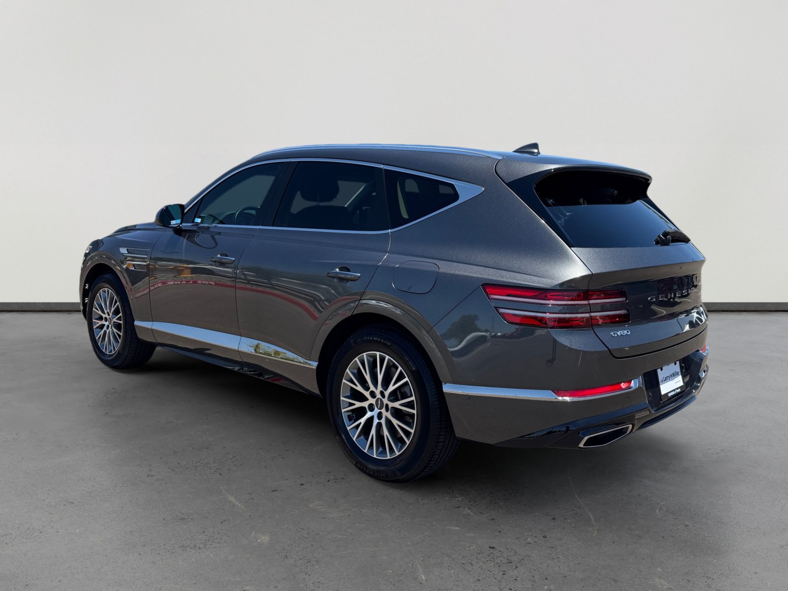 Used 2023 Genesis GV80 2.5T AWD/4WD image 3