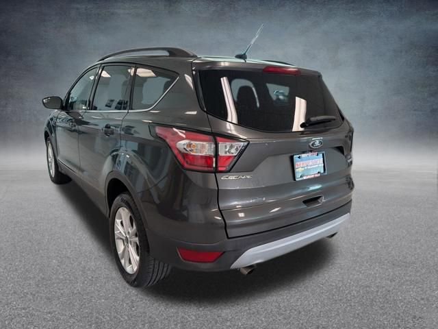 Used 2018 Ford Escape SE image 9