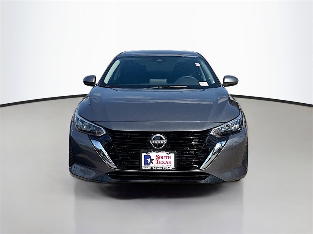 Used 2024 Nissan Sentra SV image 2