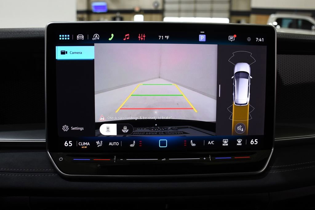 New 2026 Volkswagen Tiguan SE R-Line image 16