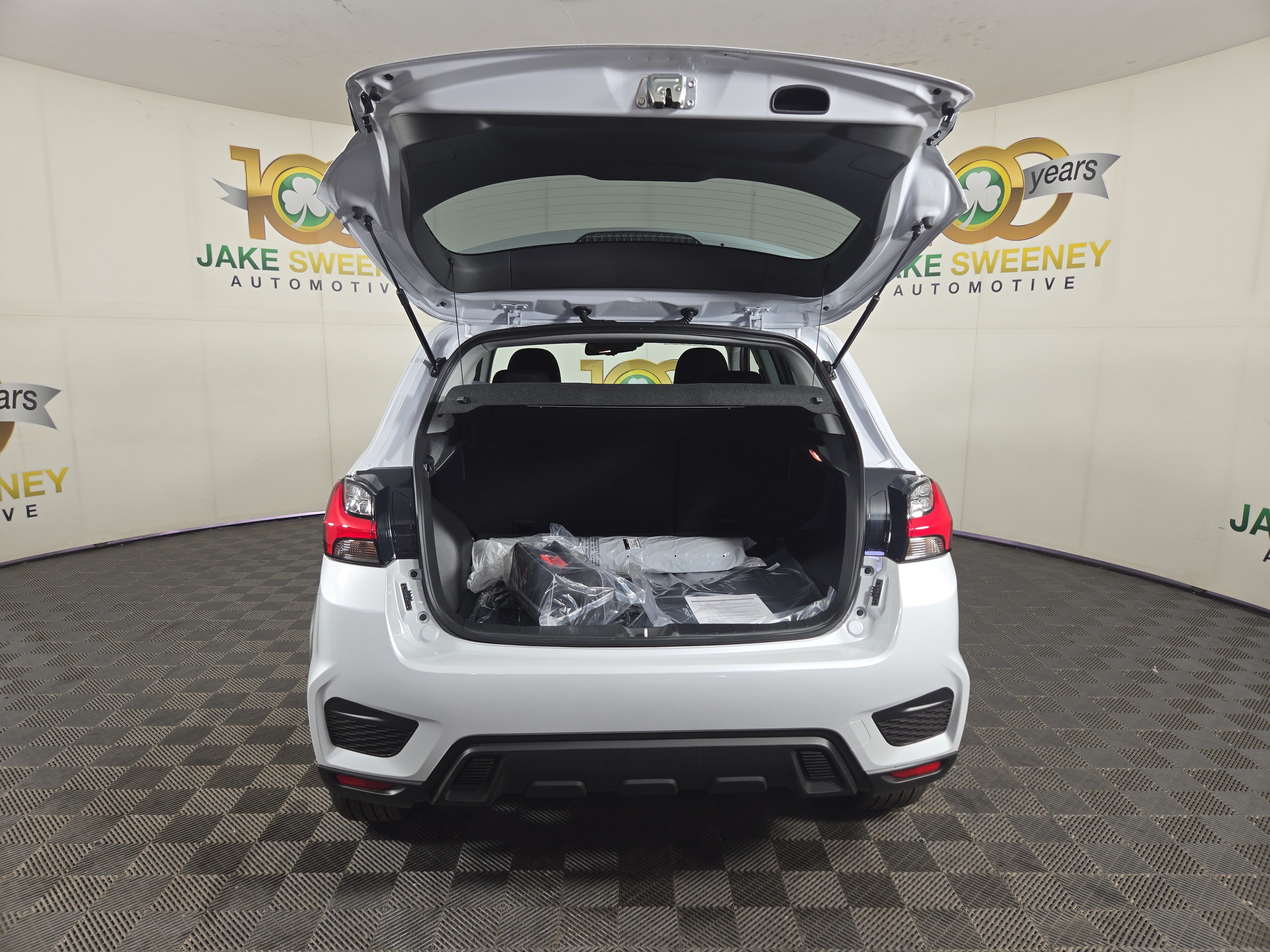 New 2027 Mitsubishi Outlander Sport LE AWD/4WD image 29