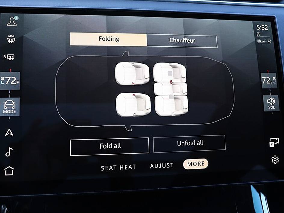 Used 2024 Land Rover Range Rover Sport SE AWD/4WD image 40