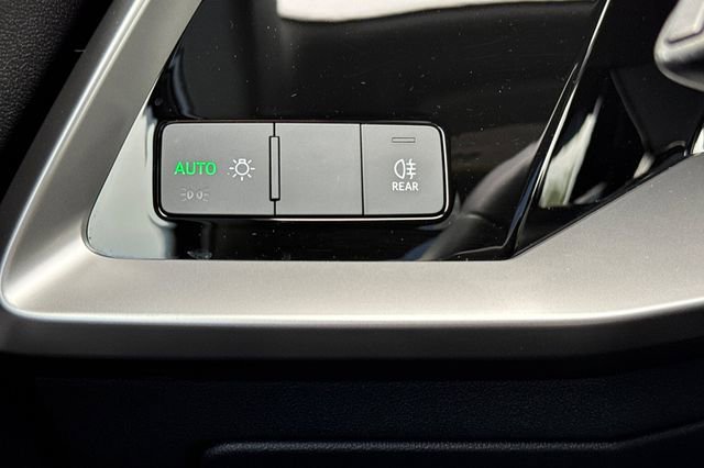 Used 2022 Audi A3 2.0T Premium image 43