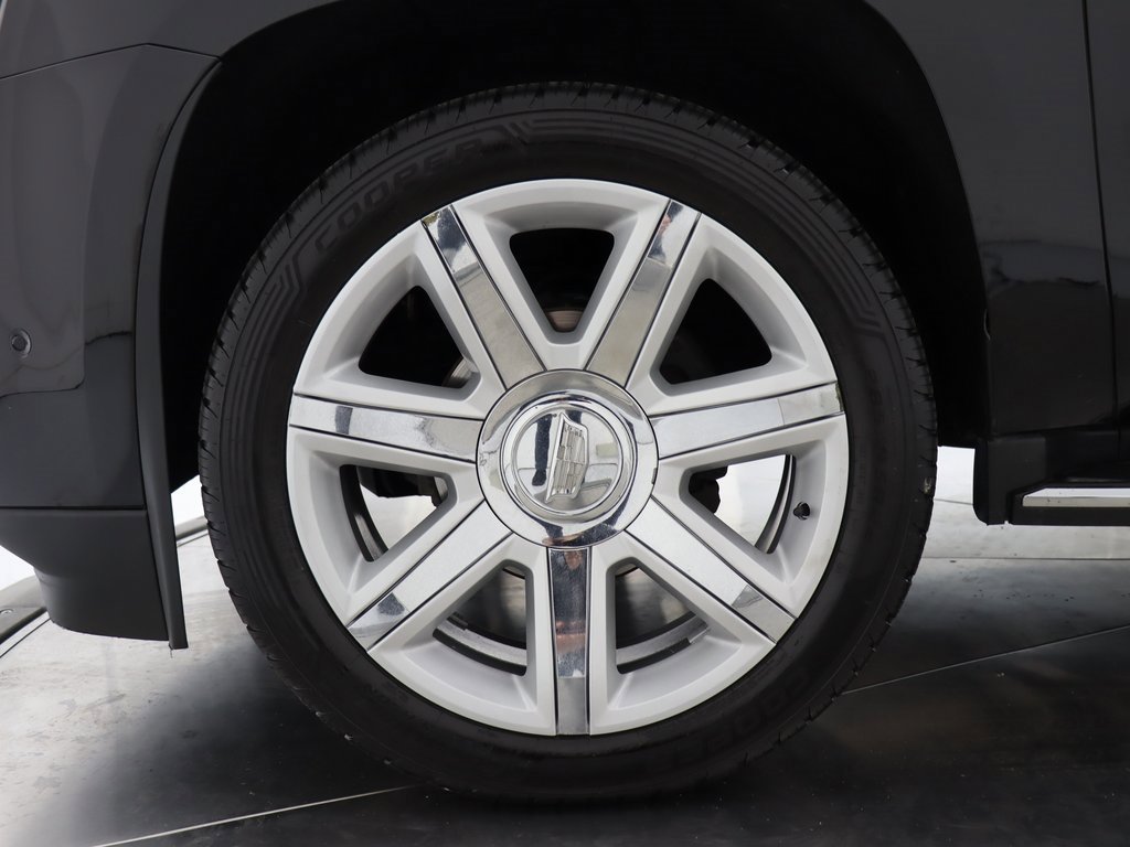 Used 2020 Cadillac Escalade ESV Premium Luxury image 54