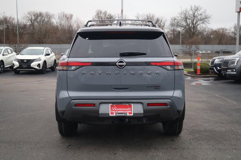 New 2026 Nissan Pathfinder Platinum image 5
