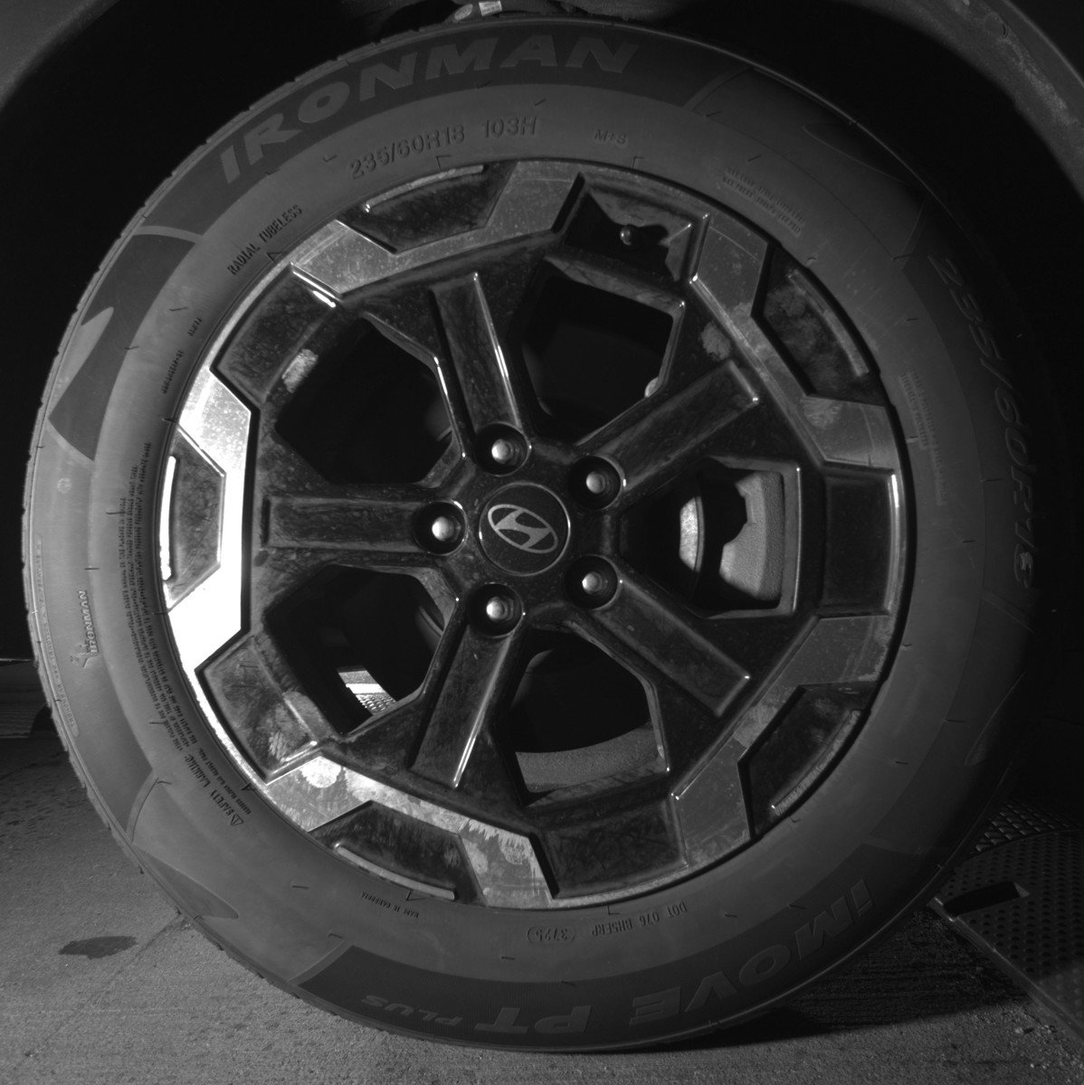 Used 2024 Hyundai Santa Fe SEL image 13