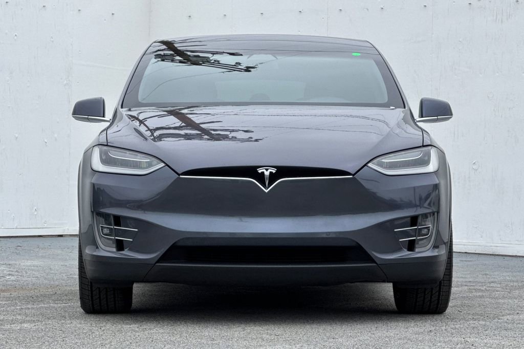 Used 2021 Tesla Model X Long Range image 8