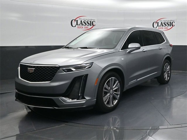 Used 2025 Cadillac XT6 Premium Luxury image 3